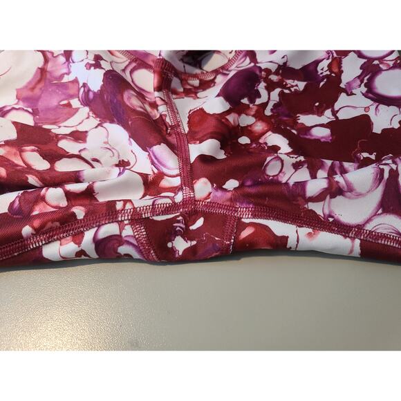 Under Armour Heat Gear Compression red capri leggings - small - Picture 5 of 5